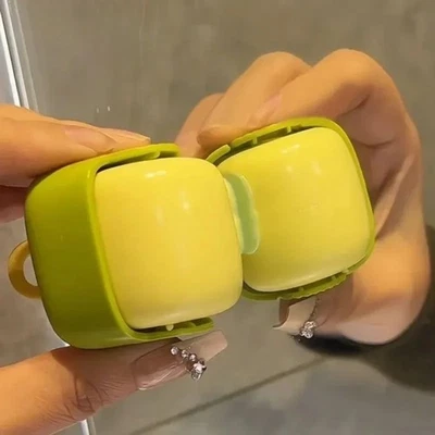 Mini Reusable Lint Roller Washable Sticky Hair Remover for Clothes & Pets - Image 1 of 4