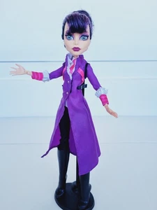 Mattel Monster High Headless Bloodgood Puppe selten beweglich - Bild 1 von 10