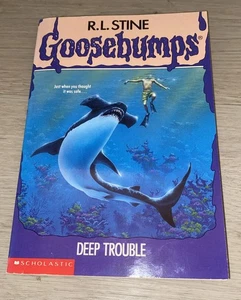 Goosebumps R.L. Stine #19 Deep Trouble 1994 Scholastic 1st Printing Rare - Picture 1 of 6