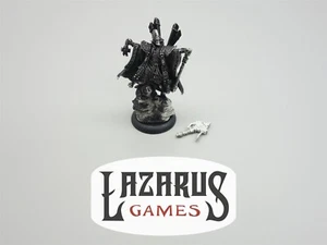 Privateer Press Warmachine Protectorate of Menoth: Hierarch Severius (metal) - Picture 1 of 4