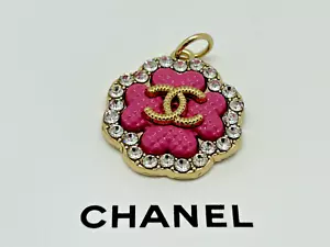 CHANEL Vintage Halskette Anhänger Teile Rosa x Gold 2,2 cm Gravur - Bild 1 von 3