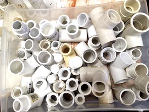 55 Pcs, verious 1/2 & 3/4" PVC Pipe Fittings White - Picture 1 of 6