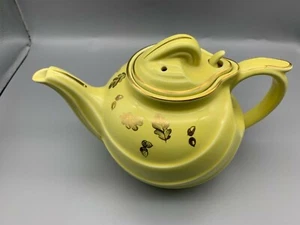 Mid Century Hall Canary Yellow "PARADE" Teapot 'Golden Oak' Pattern 6 cup - Picture 1 of 10