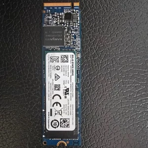 256GB Solid State Drive SSD PCIE NVME M.2 KXG6AZNV256G - Photo 1/2