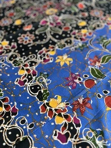 Batik Terengganu (Kuching) Cotton fabric Blue Multicolored Floral Motif - Picture 1 of 9
