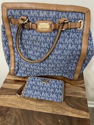 RARO Conjuntos de Bolso Grande Michael Kors Hamilton Montura Denim Foto 1 de 4