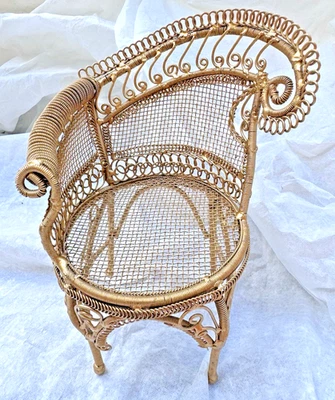 Antiga cadeira de casa de bonecas amostra vendedor metal vitoriano dourado jardim antigo - Imagem 1 de 4