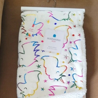 New Authentic Kids Multicolor Faux Fur Unicorn Dream Core Night Blanket 50 x 60 - Image 1 of 4