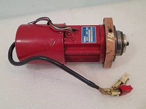 GARANTIE YASKAWA USAREM-01YR41 AC SERVOMOTOR ABS Encoder - Bild 1 von 6