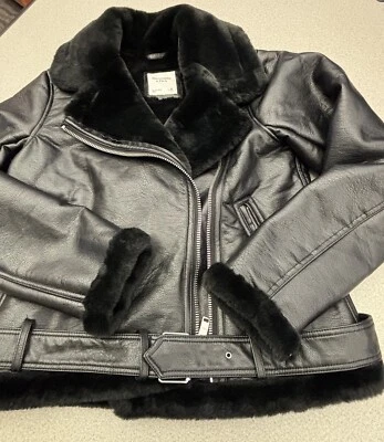 Chaqueta de cuero y piel Abercrombie & Fitch. Negro. Mediano. Foto 1 de 4