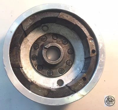 CZ 250 FLYWHEEL MAGNETO MAGNET ALTERNATOR RUNNING BIKE OEM — 第 1/3 张图片