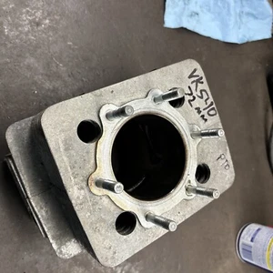 1988 89 YAMAHA Wide Track Snowmobile VK540 Motor  Pro Cylinder Jug 83R00 72mm - Picture 1 of 6