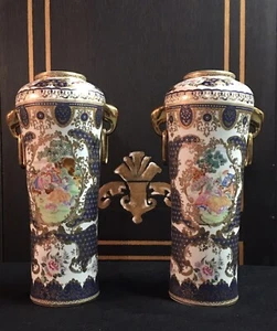 PAAR SCHÖNE ANTIKE FRANZÖSISCHE PORZELLANVASEN mit GOLDUMRISSEN. - Bild 1 von 11