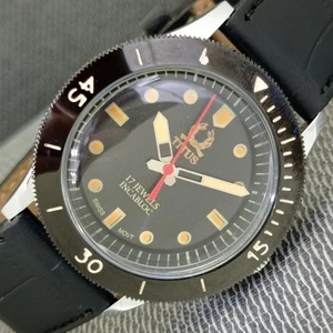 VINTAGE TITUS HANDAUFZUG SCHWEIZER HERREN DREHBARE LÜNETTE SCHWARZES ZIFFERBLATT UHR a1476-S - Bild 1 von 9