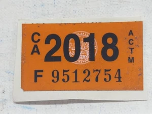 (1) California expired 2018 License Plate Registration Stickers/Decals - Imagen 1 de 1