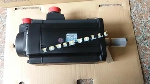 1PZ Servomotore Mitsubishi HC-RFS353B NUOVO - Foto 1 di 1