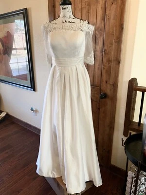 Vestido de novia línea A, blanco roto, fuera del hombro, satinado hasta el suelo de encaje *NUEVO* Foto 1 de 4