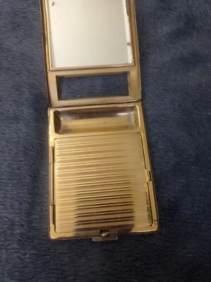 Ancien poudrier compact de sac en métal doré – miroir et godet poudre –an 50 /60 - Photo 1/4