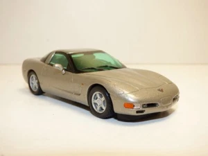 CHEVROLET CORVETTE C5 gris "light metallic brown" 1/43 - Imagen 1 de 5
