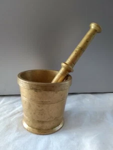 Großer Vintage Mörser & Stößel aus massivem Messing  - Bild 1 von 6