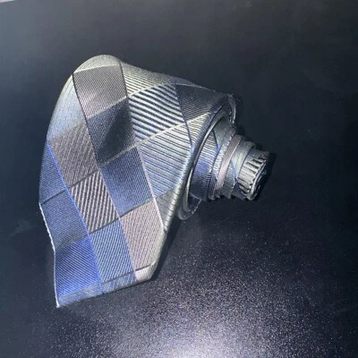Corbata de cuello de seda a cuadros verde y azul Axcess Claiborne para hombre 59,5" L x 3,25" con nueva sin etiquetas Foto 1 de 4