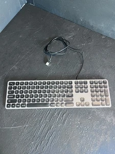 Satechi Aluminum Keyboard Wired USB Slim Numeric 10 Key Model: ST-AMWK - Picture 1 of 4