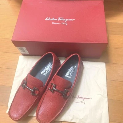 Mocassim masculino Salvatore Ferragamo couro vermelho 6 polegadas - Imagem 1 de 4
