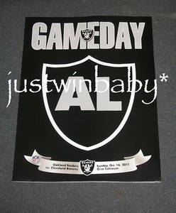 Al Davis HOF Oakland Vegas Raiders MEMORIAL Gameday Program Magazine 2011 New - Picture 1 of 1