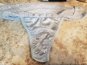 Secret Treasures Skirted Thong 7 NWOT - Picture 1 of 5