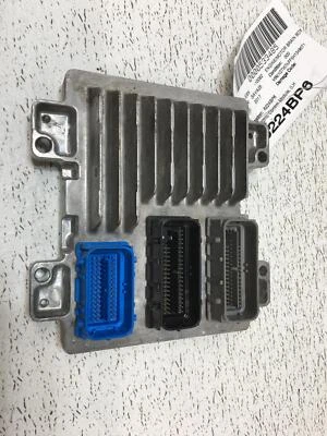 ECM ECU 17 GMC VAN SAVANA 2500 4.8 coche ID 12677671 Foto 1 de 2