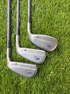Ladies TaylorMade ICW 11 Iron Set of 3 8-9 SW Flex L Graphite Niion Used - Picture 1 of 6