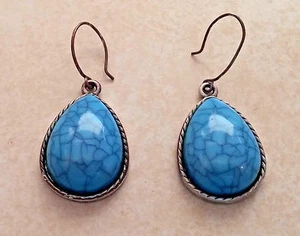 Vintage Pair Pierced Earrings Faux Turquoise Tear Drop Southwestern Western Art - Picture 1 of 4