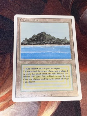 Tropical Island X1 Mtg Revised Nm - Image 1 of 4