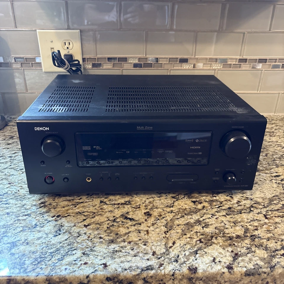 Denon AVR 688 Multi Zone AV Surround Receiver HDMI Dolby Digital DTS. READ - Image 1 of 4
