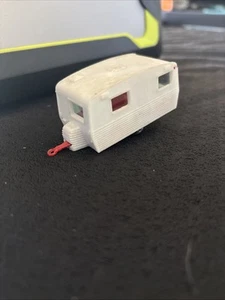 Yatming Camper Trailer, 1:64 Hong Kong, White, Plastic, Red Hook - Picture 1 of 9