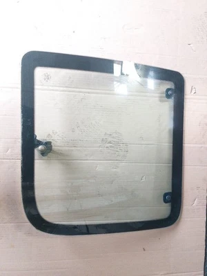 1992-1997 Ford E150 E250 E350 VAN REAR RIGHT POP-OUT WINDOW DOOR VENT GLASS — 第 1/4 张图片