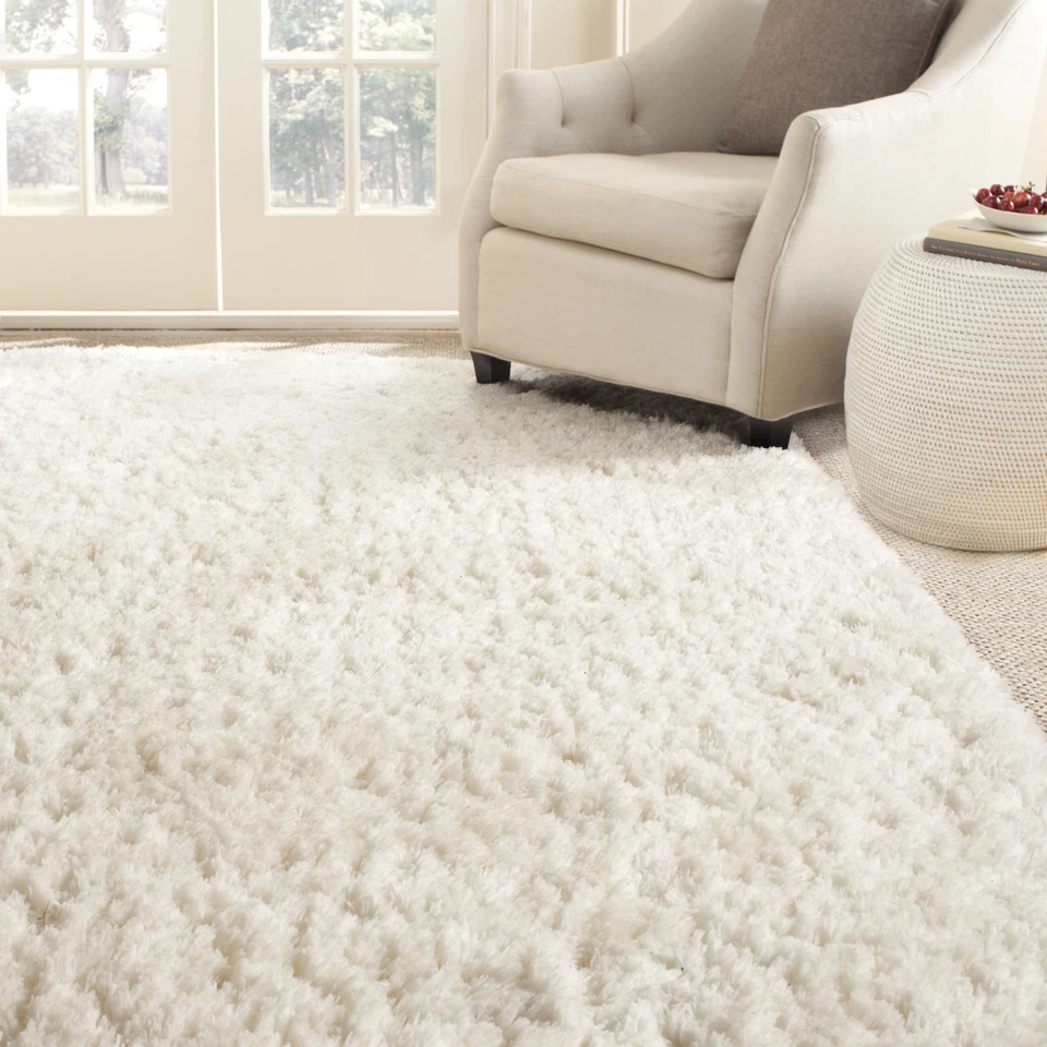 Safavieh Hand-Tufted WHITE Polyster Shag Area Rugs - SG270A - Image 1 of 1
