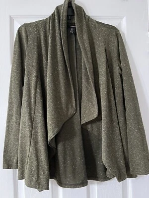 Forever 21 Small Women’s green Zjp up Sweater - Imagem 1 de 4