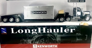 New Ray Kenworth W900 Diecast Long Hauler Trailer With Container 1:32 scale - Picture 1 of 8