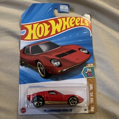 Hot Wheels 71 Lamboghini Mura SV 70 vs 90 Series - Image 1 of 2