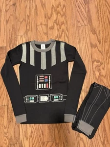 Hanna Andersson Star Wars Pajamas Darth Vader Size 14/160 - Picture 1 of 3