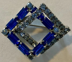 Vintage Brosche silberfarben blau Strass ineinandergreifende Doppelquadrate 1,8 Zoll Quadrat - Bild 1 von 5