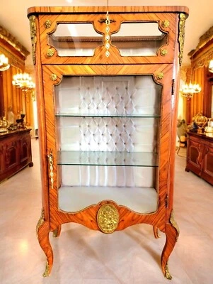 Cabina vitrina bisutería Luis XVI siglo 20, adornos Kingwood y oro  Foto 1 de 4