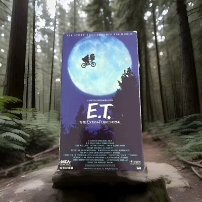 E.T. The Extra-Terrestrial Black & Green (VHS 1988) Steven Spielberg Alien - Image 1 of 4