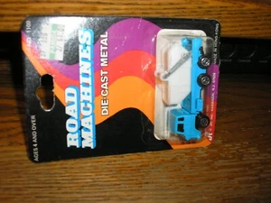 Vintage 1983 Die Cast JRI Road Machines Heavy Duty Skip Dumpster Delivery Truck - Picture 1 of 3