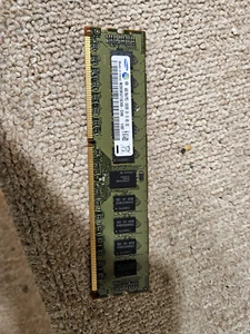 Samsung 4 GB DDR3-1333 PC3-10600R  M393B5273CH0-CH9 CL9 2Rx8 ECC Server RAM - Bild 1 von 1