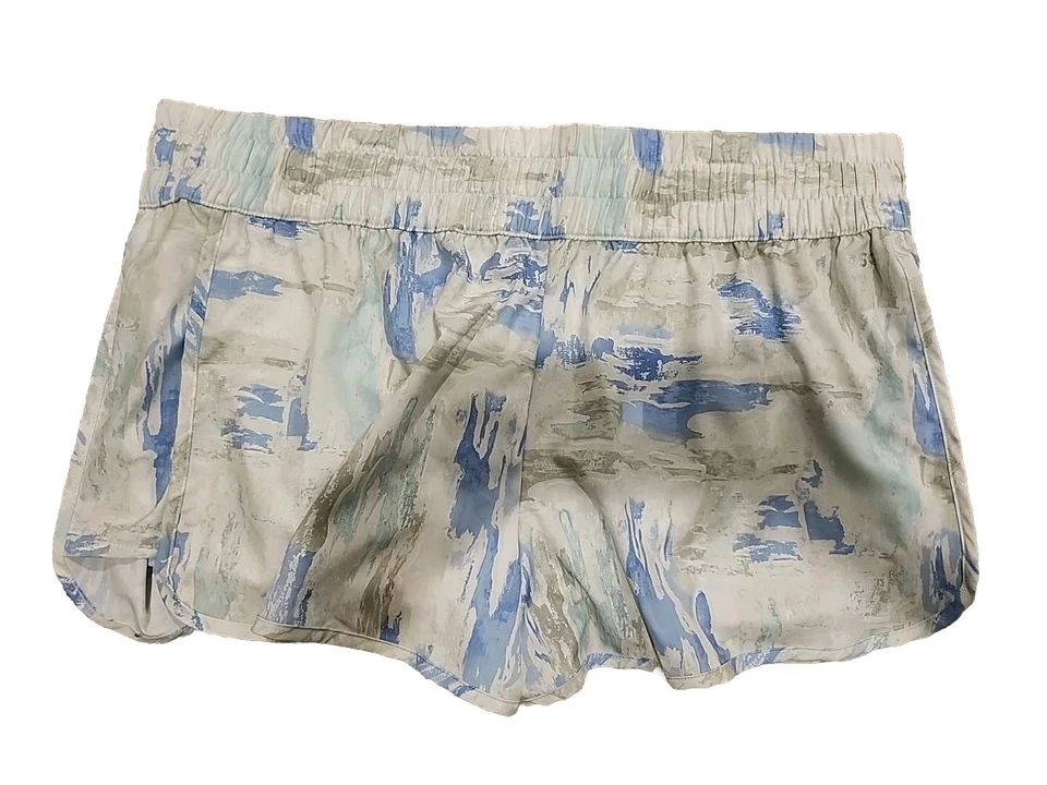 DSG Womens XXL High Rise Stride Short Torn Camo Faded Olive Built in Brief