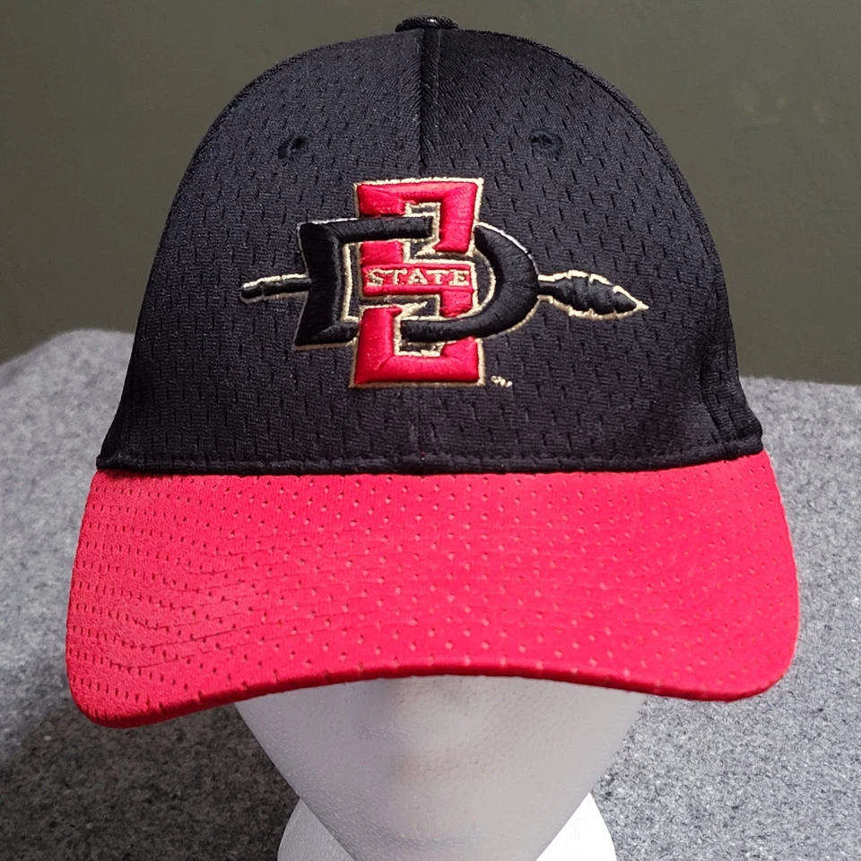 Vintage SDSU Aztecs Hat Cap Men Small Medium Black Y2K Zephyr Fitted Basketball  - Image 1 of 4