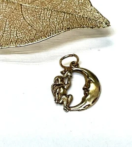 Solid 14K Yellow Gold Moon and Cherub Charm Pendant - Picture 1 of 4
