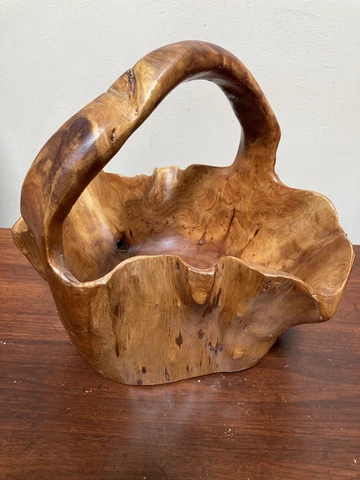 Large Hand Carved Wood Tree Burl Decorative Wooden Bowl/Basket With Handle Cover